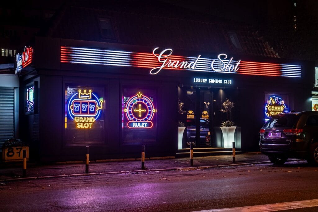 Grand Slot Klub - Zemun 1, Prvomajska 36